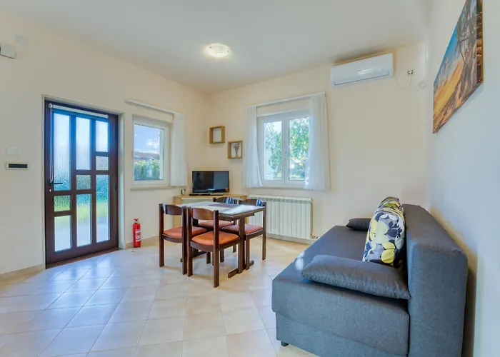 Jf Rezine By Interhome