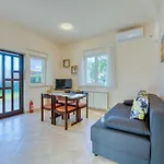 Jf Rezine By Interhome